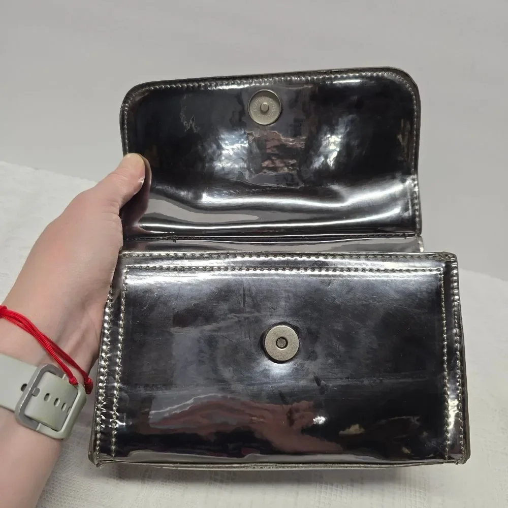 Abbie & Emmie Silver Faux Leather Wooden Handle Satchel With Shoulder Chain